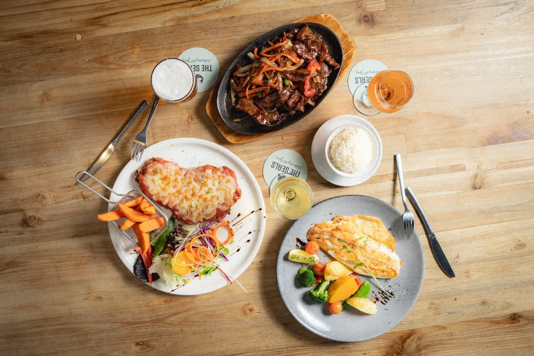 EAT & DRINK